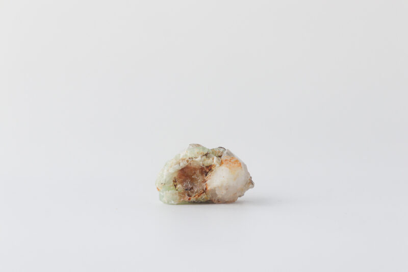 Prehnite in Quartz - Image 3