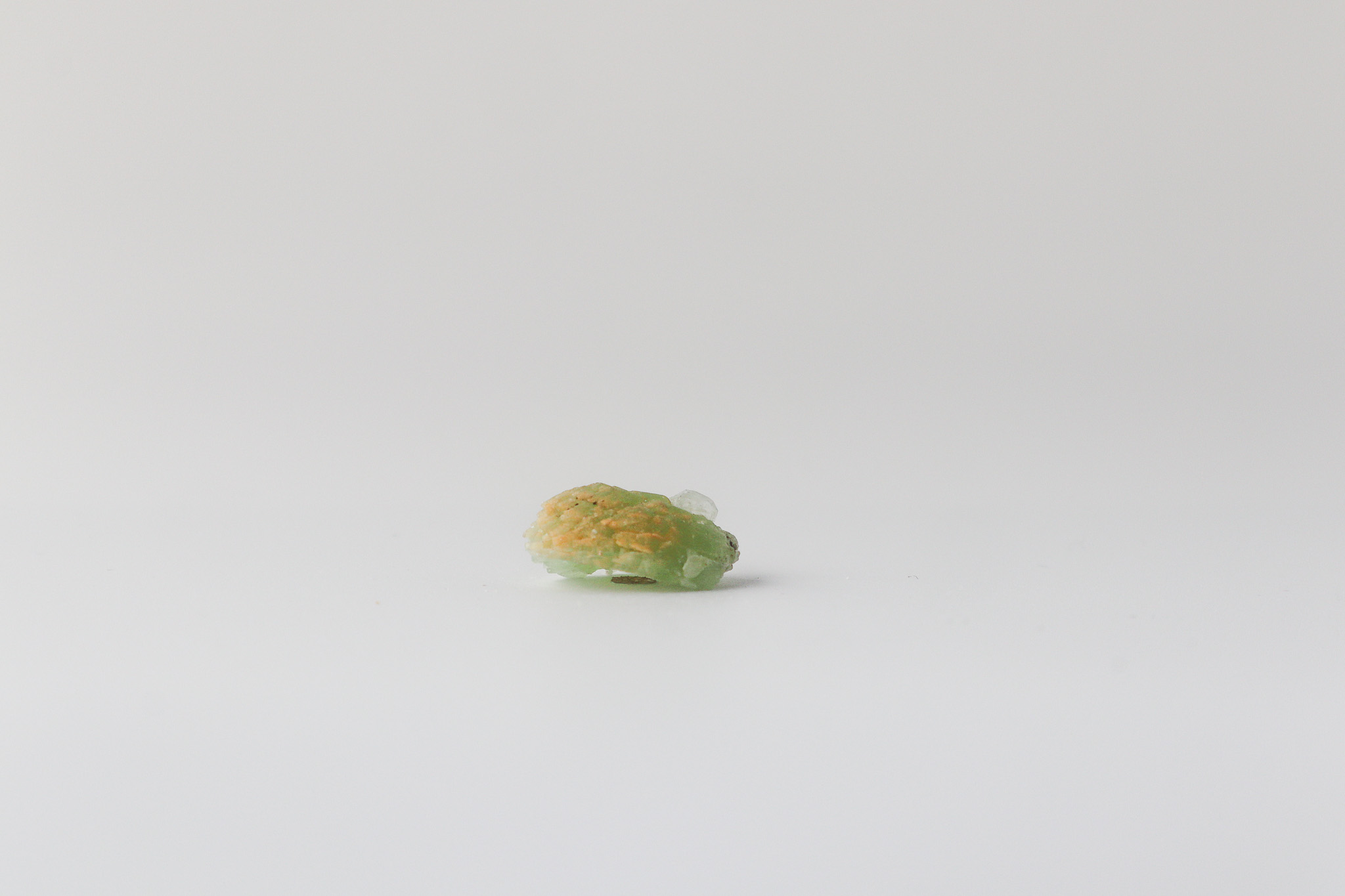 Prehnite in Quartz - Image 3