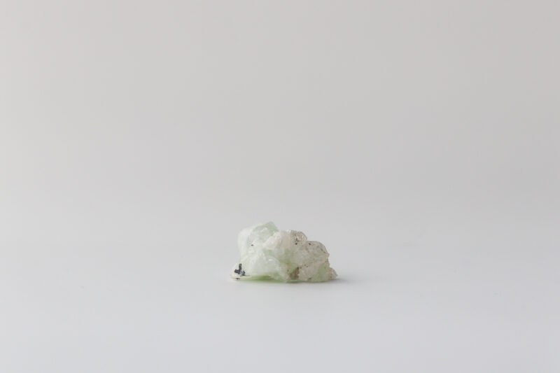 Prehnite in Quartz - Image 2