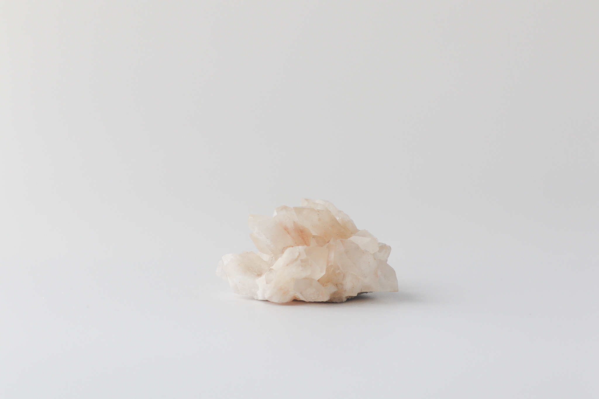 White Golden Spirit Quartz - Image 2