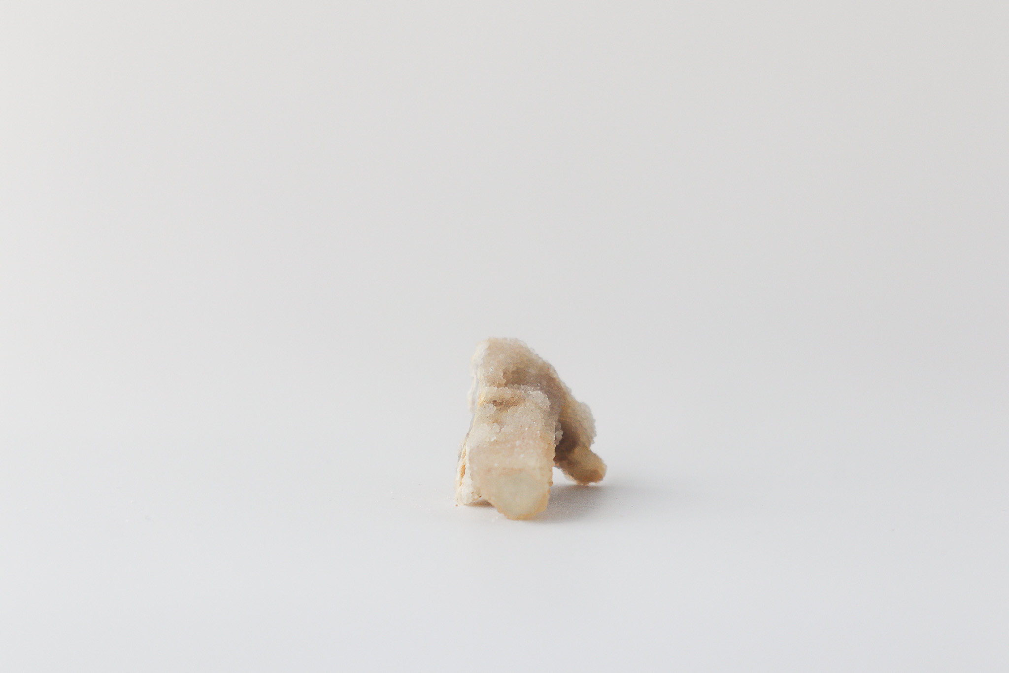 White Golden Spirit Quartz - Image 3