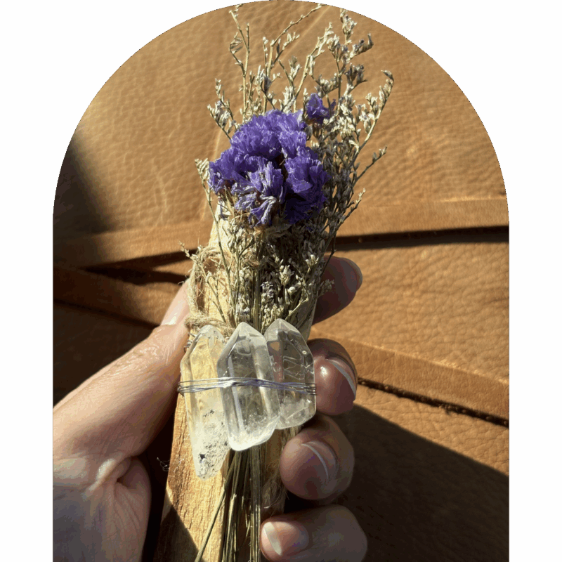 Mystic Veil (Purple Statice + Clear Quartz + Palo Santo)
