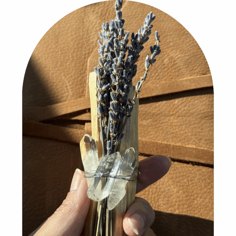 Luna Soothe (Lavender + Clear Quartz + Palo Santo)
